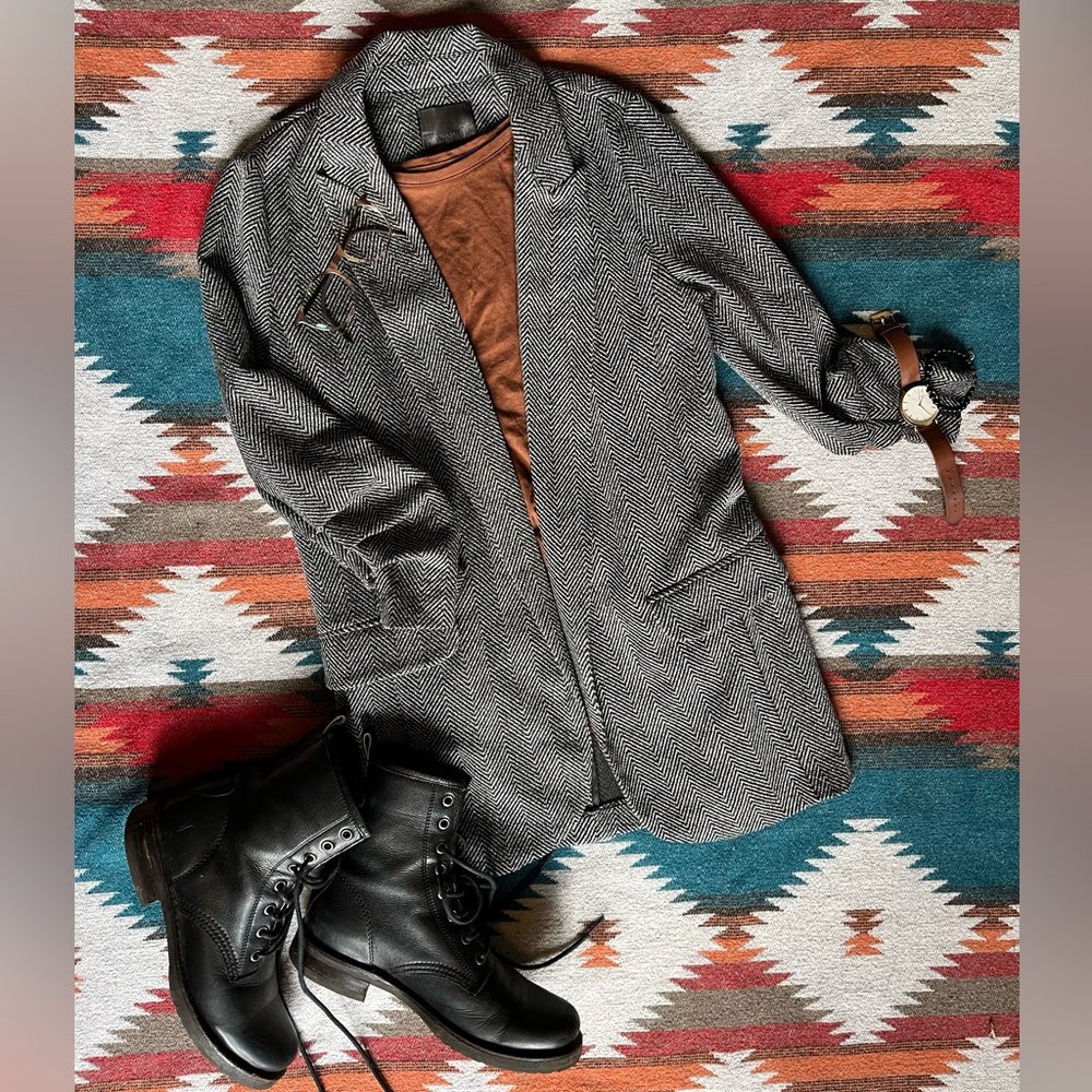 💼 Women’s Grey (black/white) Herringbone Blazer.